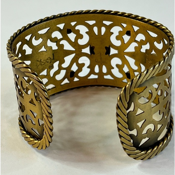 Vintage YSL Openwork Gold-Tone Cuff Bracelet w/Gripoix Glass Jewels - Picture 8 of 16